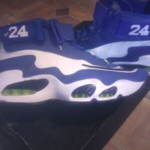 Nike Kids Sneakers in Blue and White! Good Condition